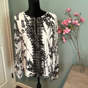 WHBM New Black & White Floral Blouse